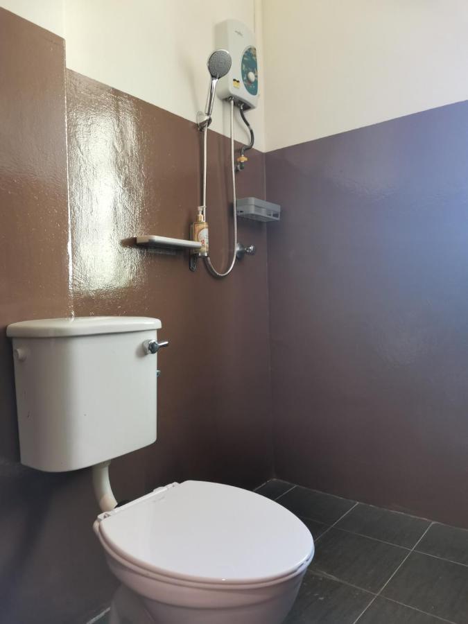 G Fortune Argyll Road Hotel George Town